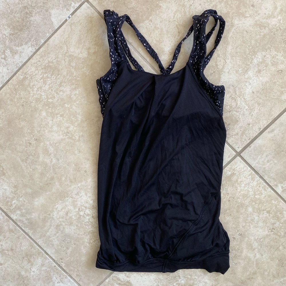 Lululemon tank